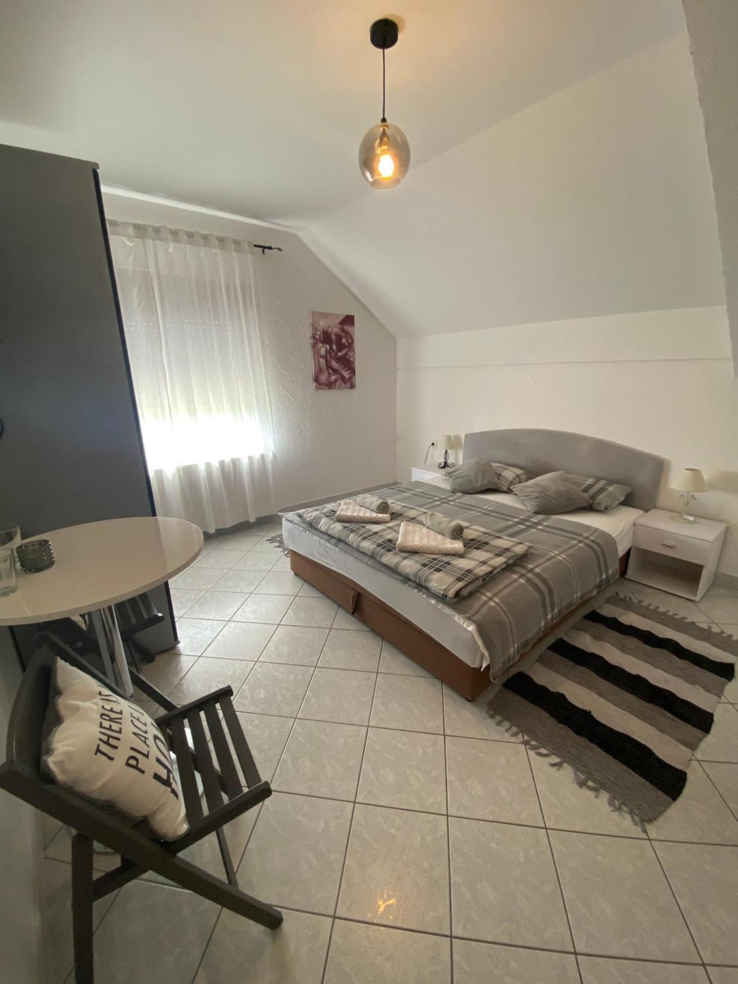 Guesthouse Magdalena Rakovica Dış mekan fotoğraf
